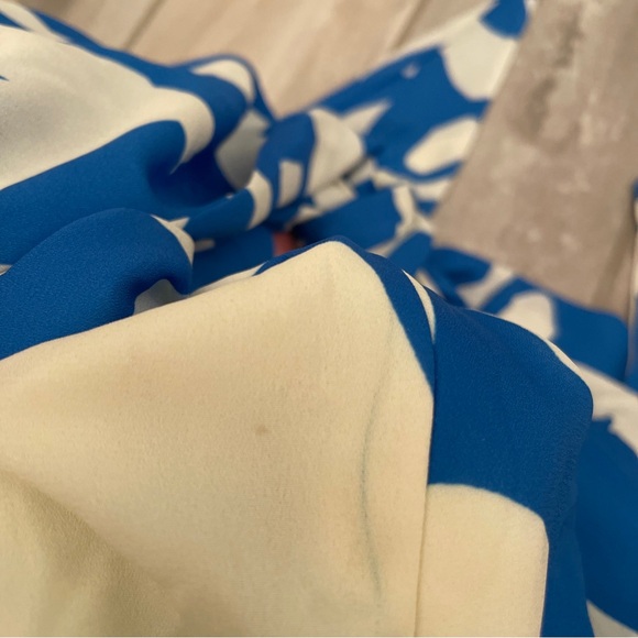 NWT Flying Tomato Printed Mini Dress Ivory Blue Tie Back Size Small *Imperfect - Picture 13 of 13